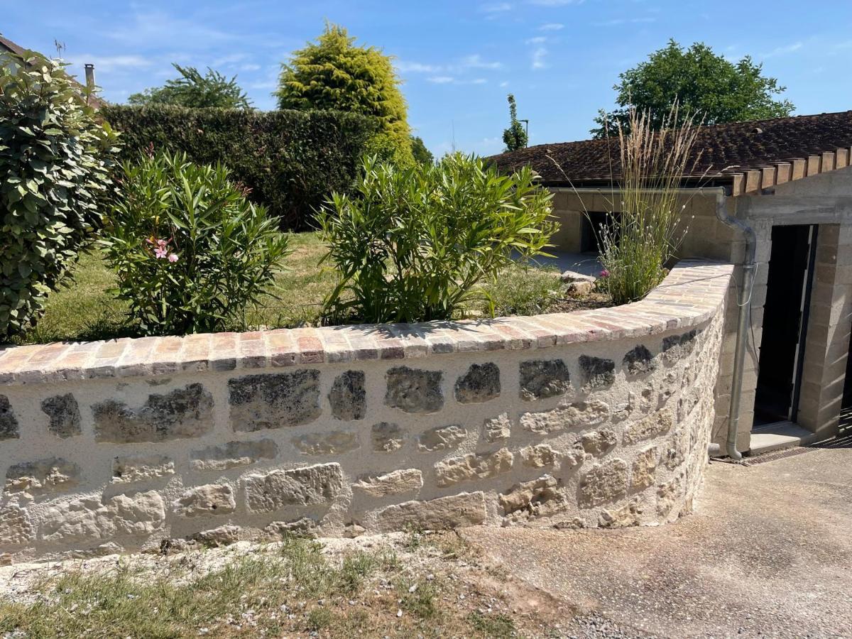 Studio De Celestine Vernon  Exterior photo